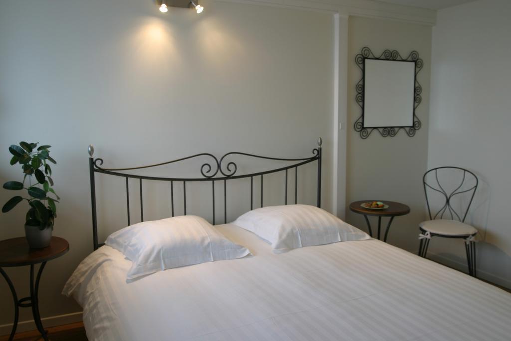 Hotel Pierre Blanche Chatillon-en-Michaille Bilik gambar